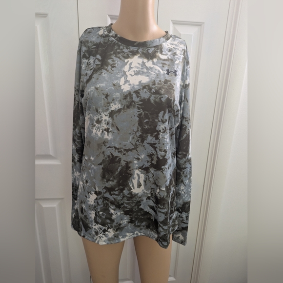 UNDER ARMOUR Velocity Camo Printed Long Sleeve Sport Shirt Size Sm. - Picture 1 of 11